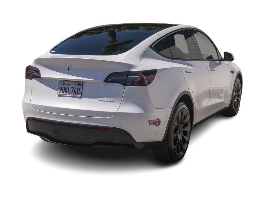 Thumbnail: 2022 Tesla Model Y - 18