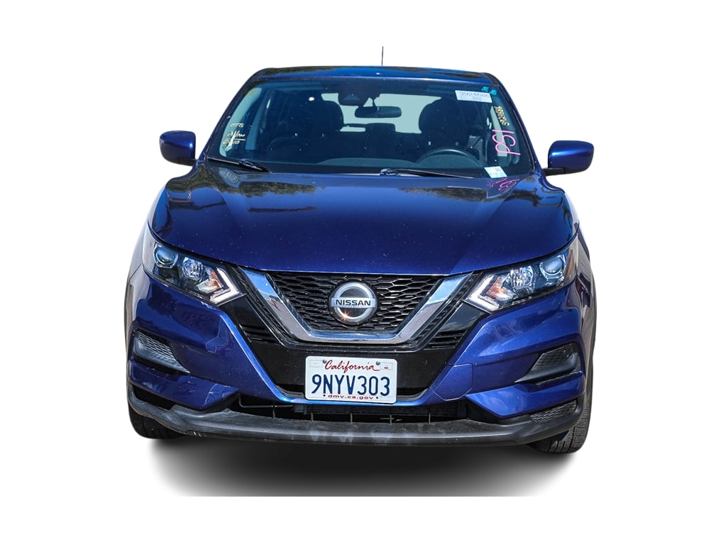 Thumbnail: 2021 Nissan Rogue Sport - 4