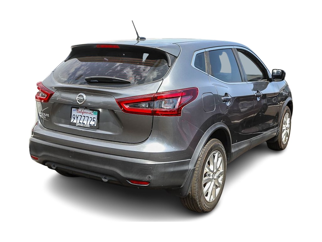 Thumbnail: 2021 Nissan Rogue Sport - 8
