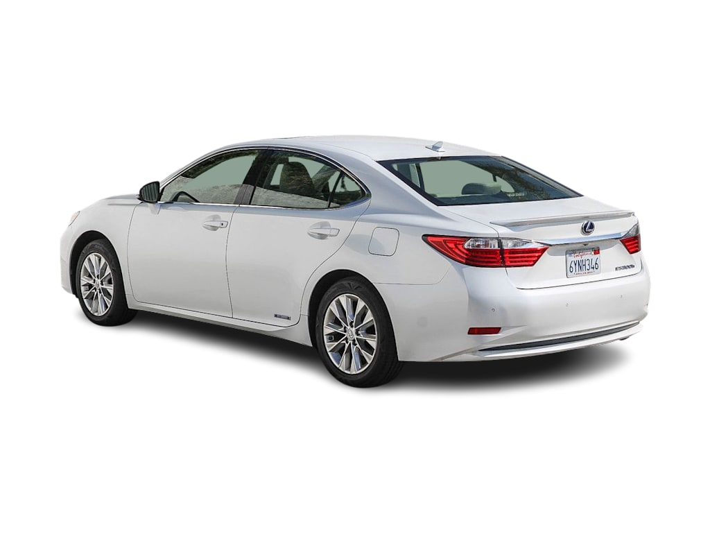 Thumbnail: 2013 Lexus ES - 2