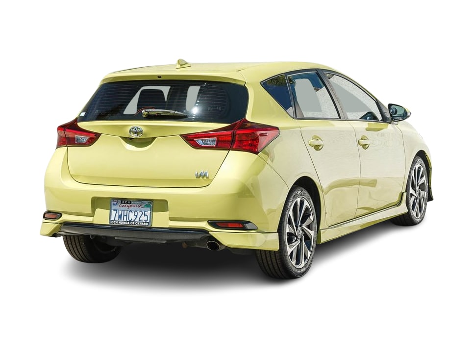 Thumbnail: 2017 Toyota Corolla iM - 16