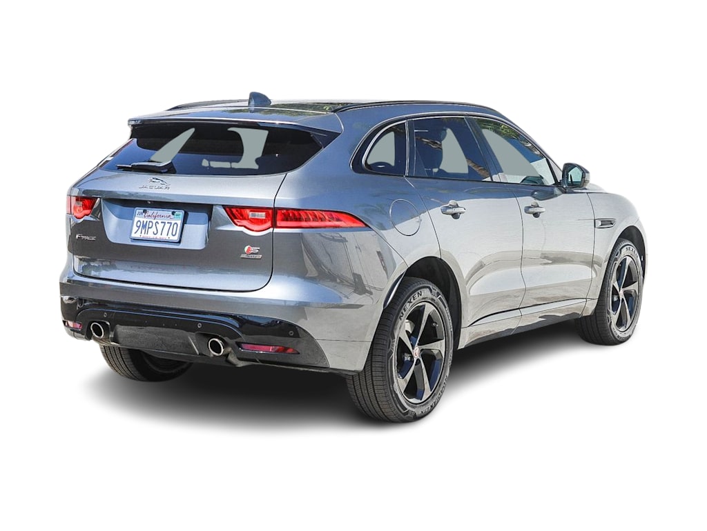 Thumbnail: 2019 Jaguar F-Pace - 8