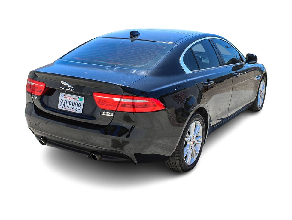 Thumbnail: 2018 Jaguar XE - 11