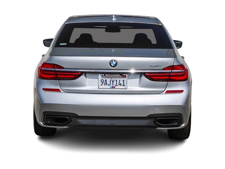 Thumbnail: 2016 BMW 7 Series - 4
