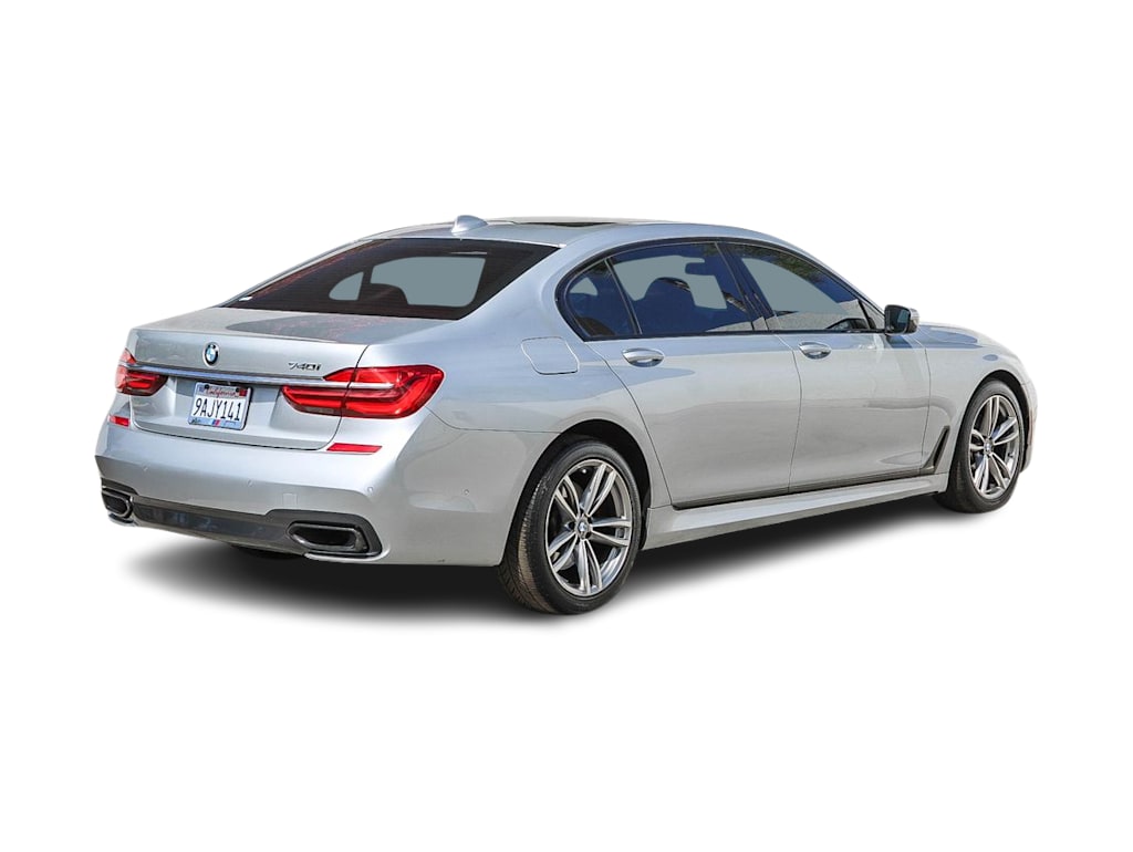 Thumbnail: 2016 BMW 7 Series - 20