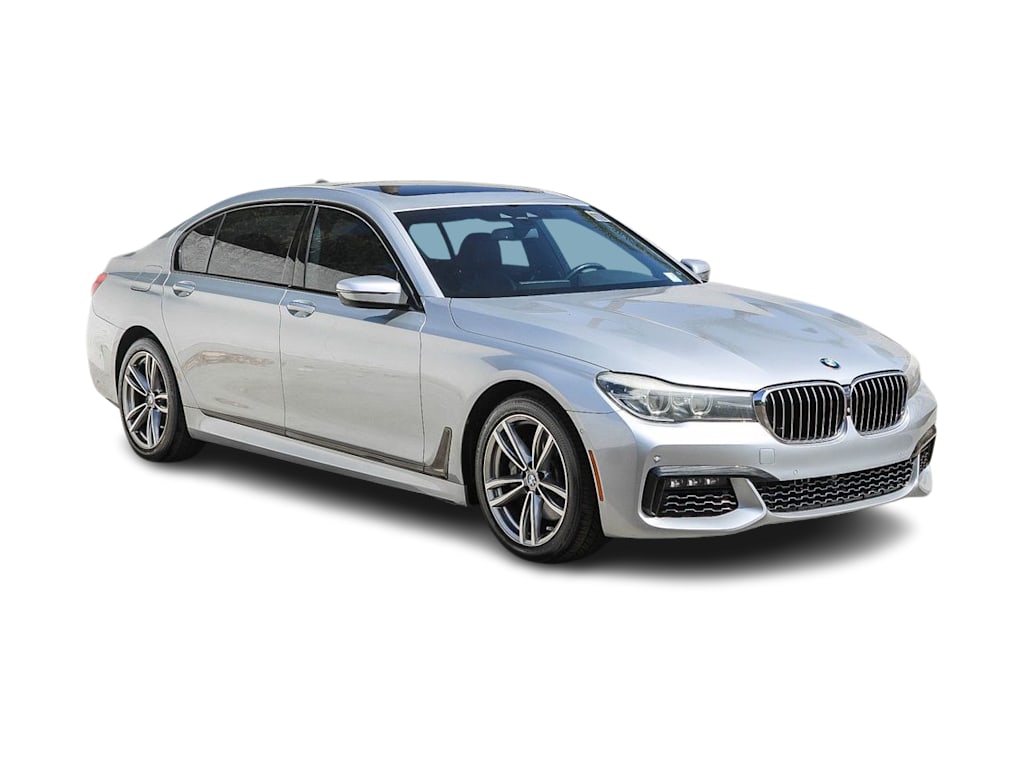 Thumbnail: 2016 BMW 7 Series - 19