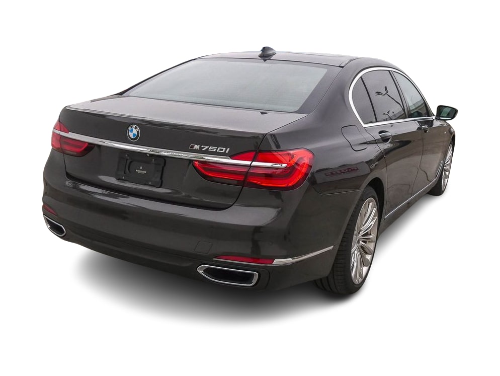 Thumbnail: 2017 BMW 7 Series - 10