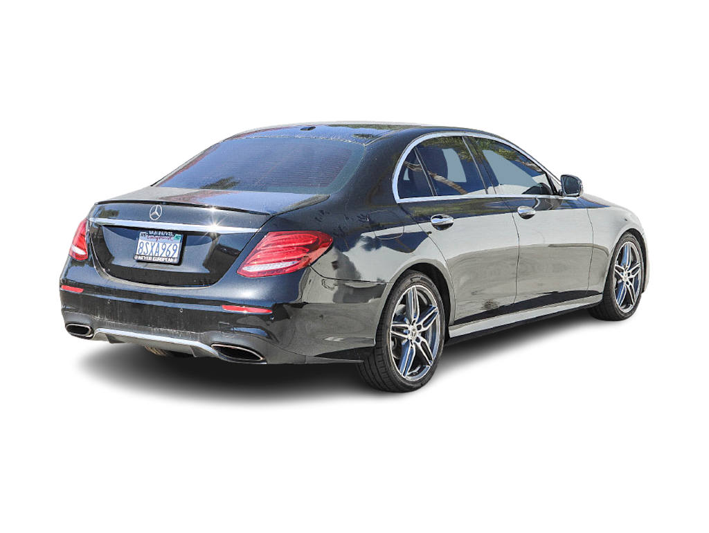 Thumbnail: 2019 Mercedes-Benz E-Class - 9