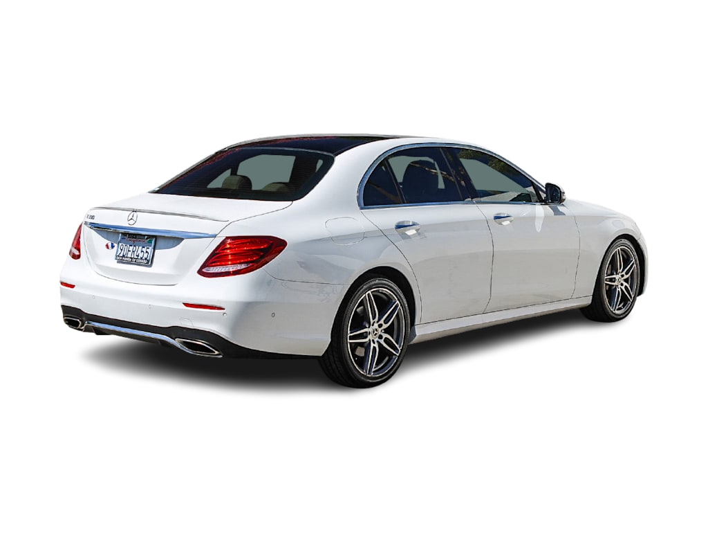 Thumbnail: 2018 Mercedes-Benz E-Class - 19