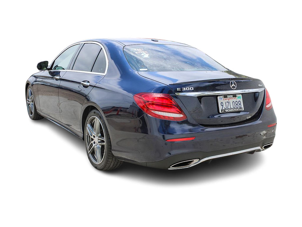 Thumbnail: 2017 Mercedes-Benz E-Class - 2