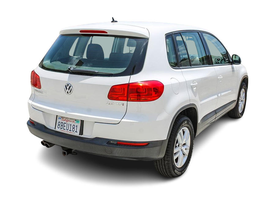 Thumbnail: 2012 Volkswagen Tiguan - 10