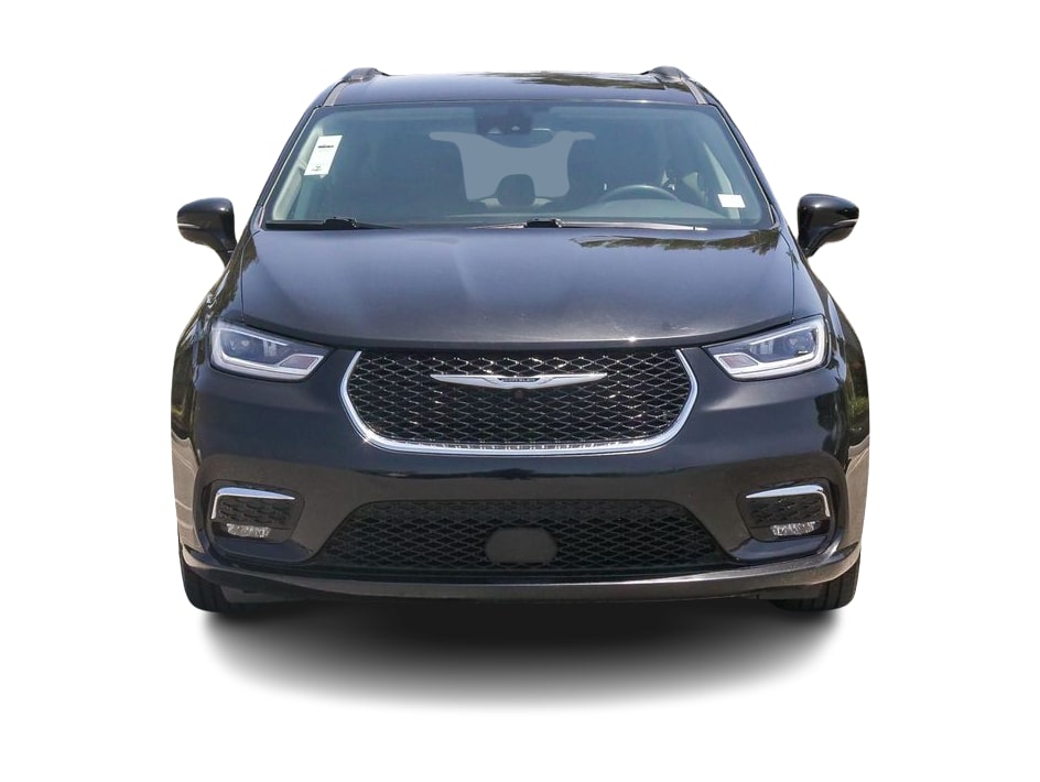 Thumbnail: 2022 Chrysler Pacifica - 5