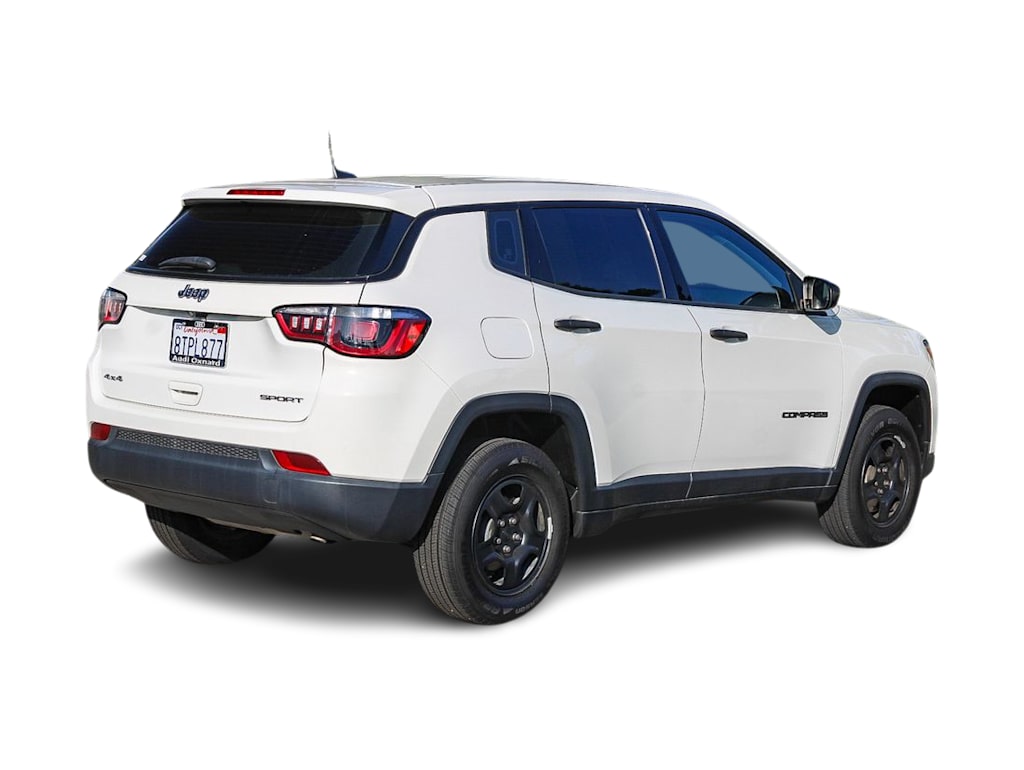 Thumbnail: 2019 Jeep Compass - 17