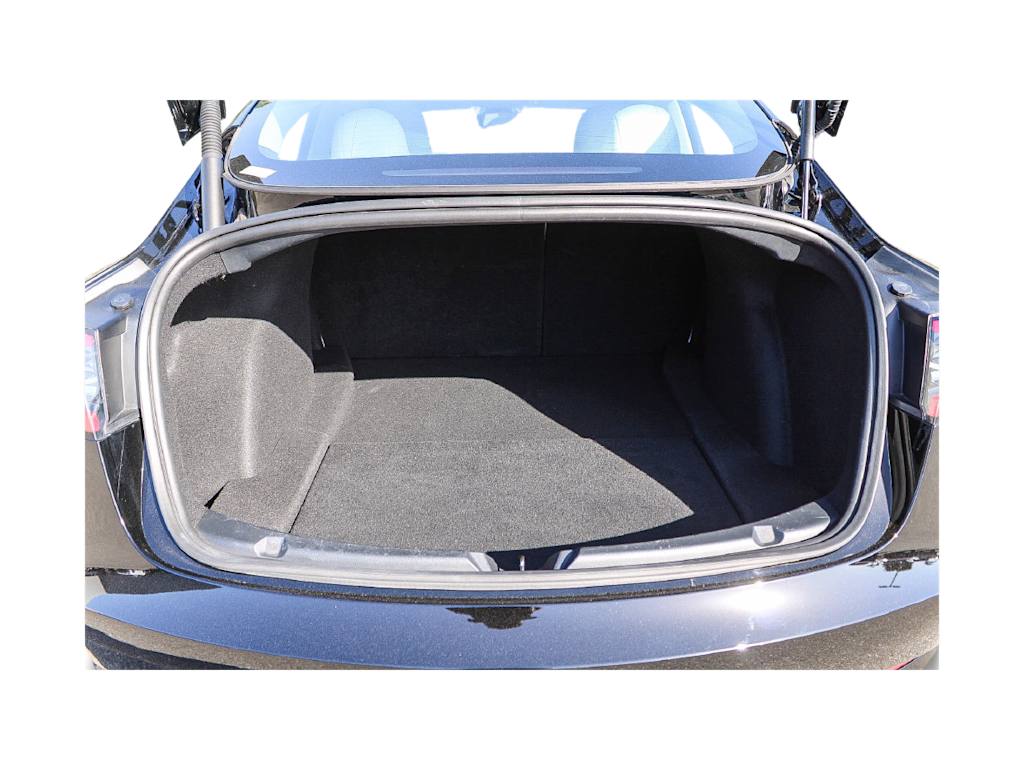 Thumbnail: 2023 Tesla Model 3 - 15