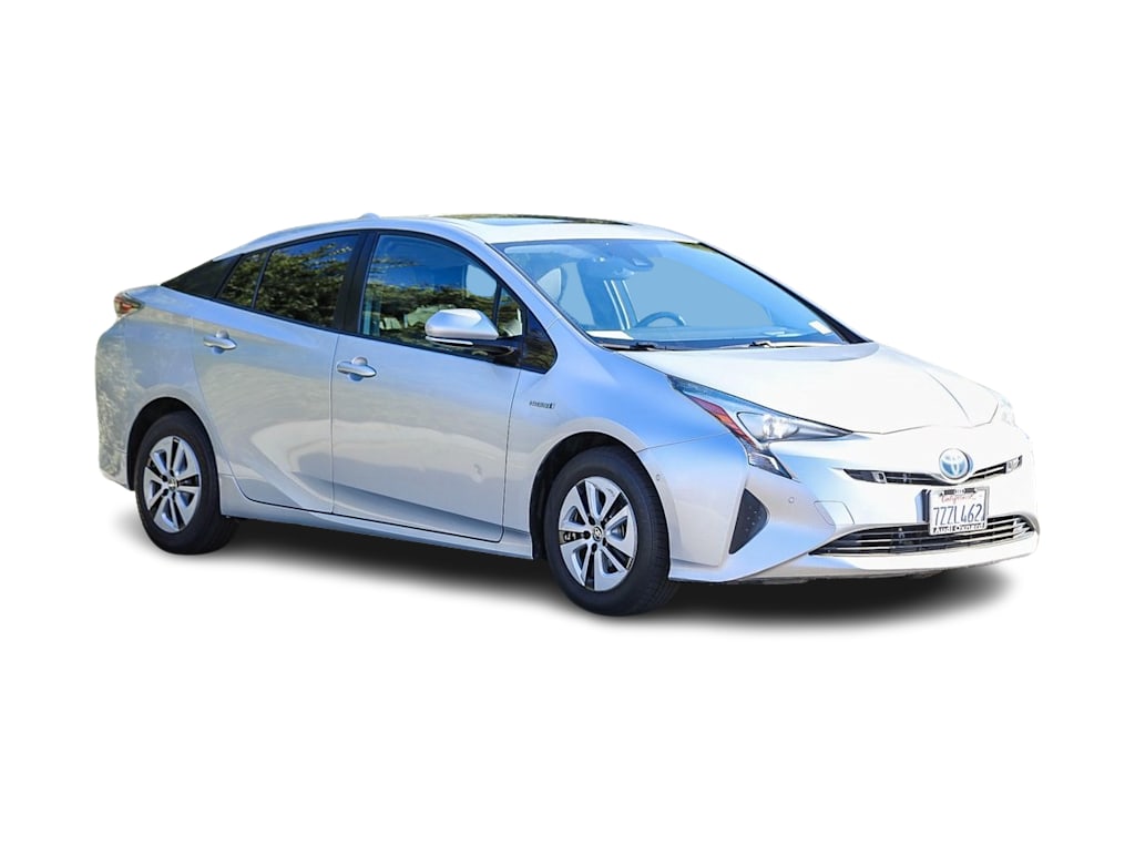 2017 Toyota Prius Four 17