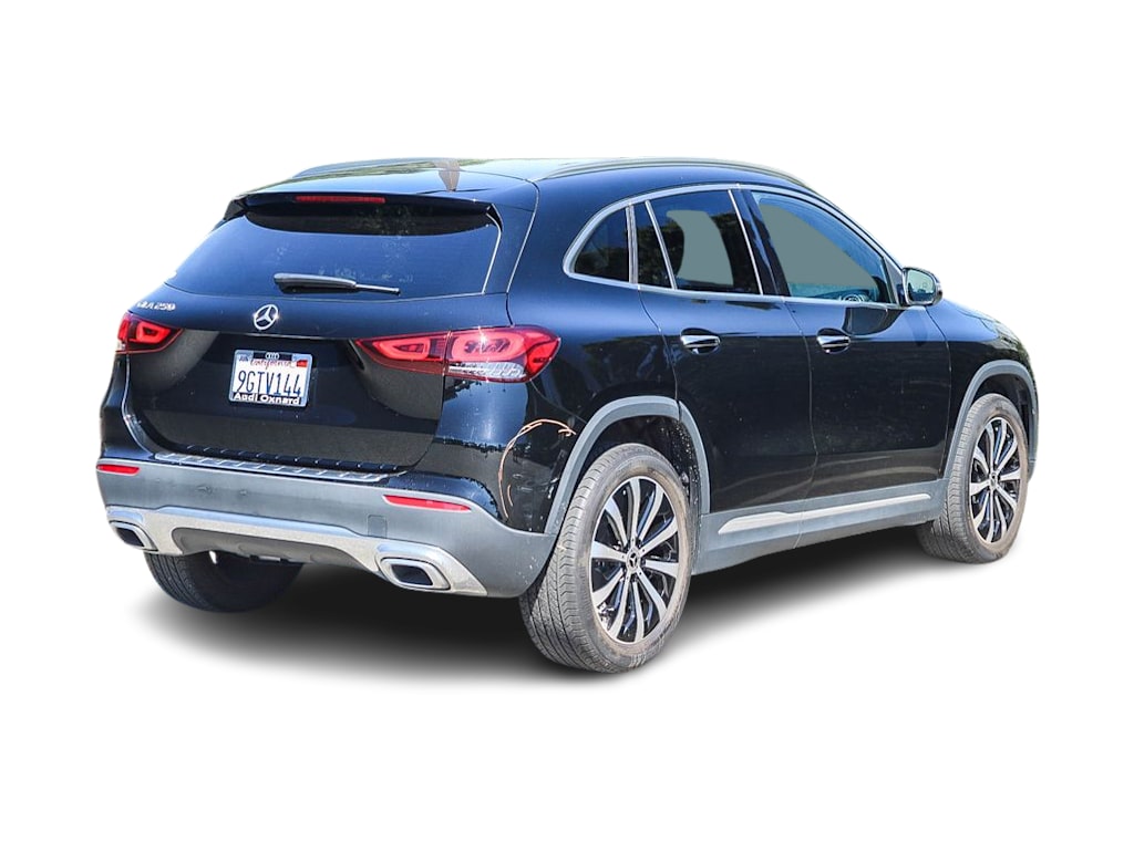 Thumbnail: 2023 Mercedes-Benz GLA - 15