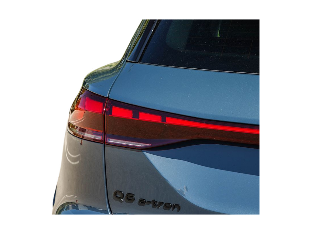 Thumbnail: 2027 Audi Q6 e-tron - 18