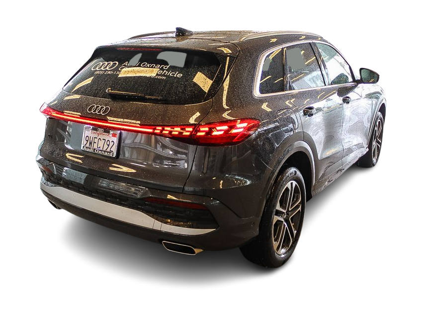 Thumbnail: 2025 Audi Q5 - 17
