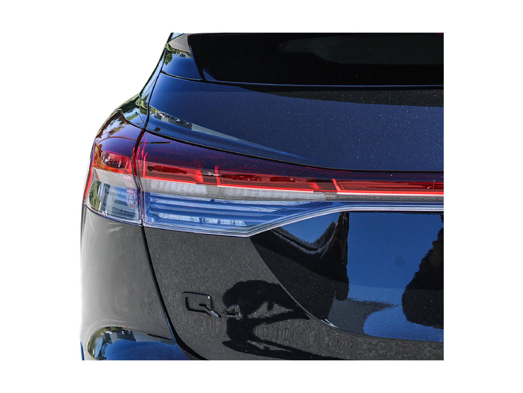 Thumbnail: 2023 Audi Q4 e-tron - 20