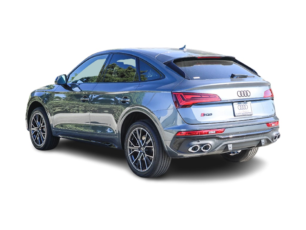 Thumbnail: 2022 Audi SQ5 - 3