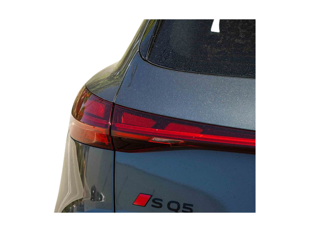 Thumbnail: 2026 Audi SQ5 - 18