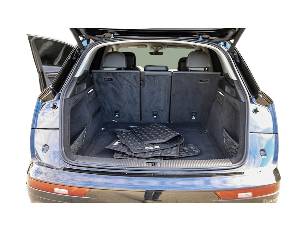 Thumbnail: 2021 Audi Q5 - 16