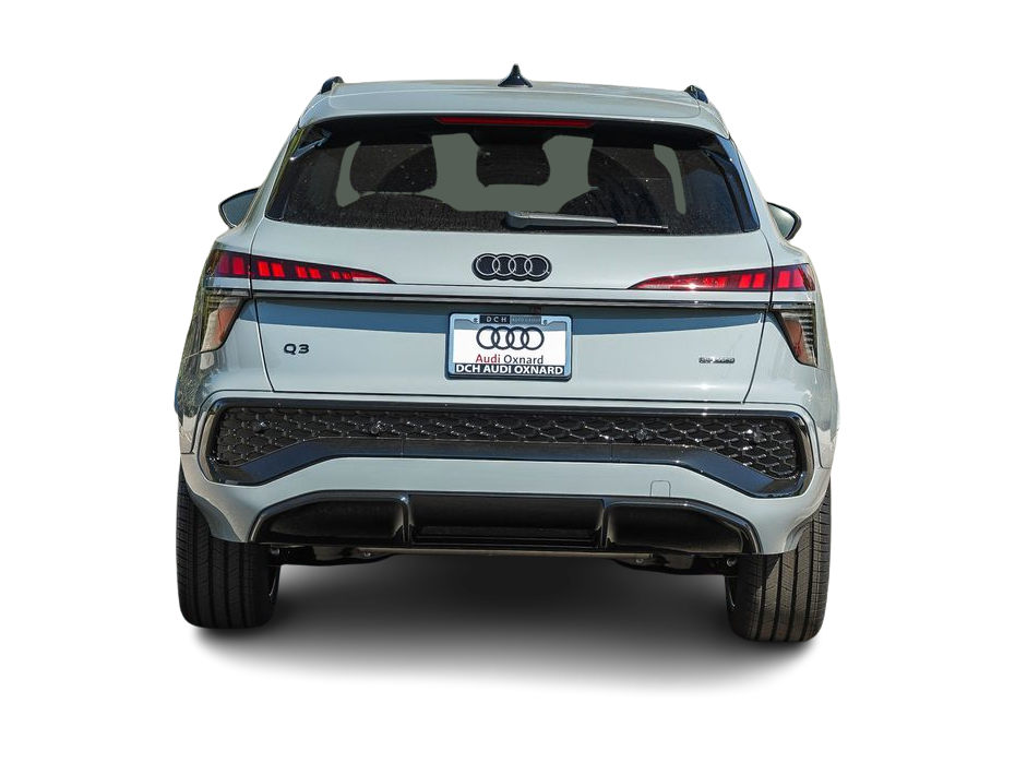 Thumbnail: 2026 Audi Q3 - 4
