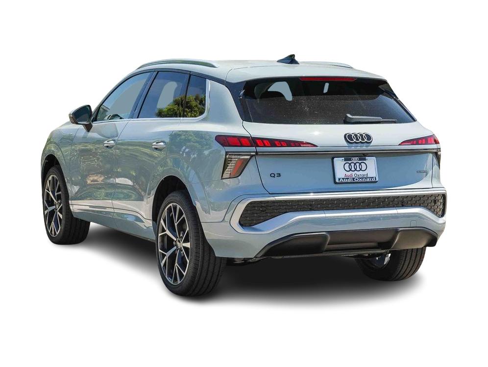 Thumbnail: 2026 Audi Q3 - 3
