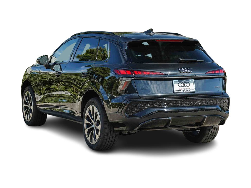 Thumbnail: 2026 Audi Q3 - 3