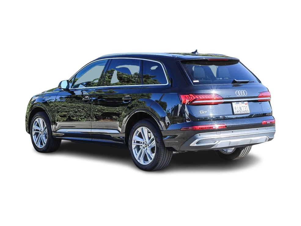 Thumbnail: 2023 Audi Q7 - 3