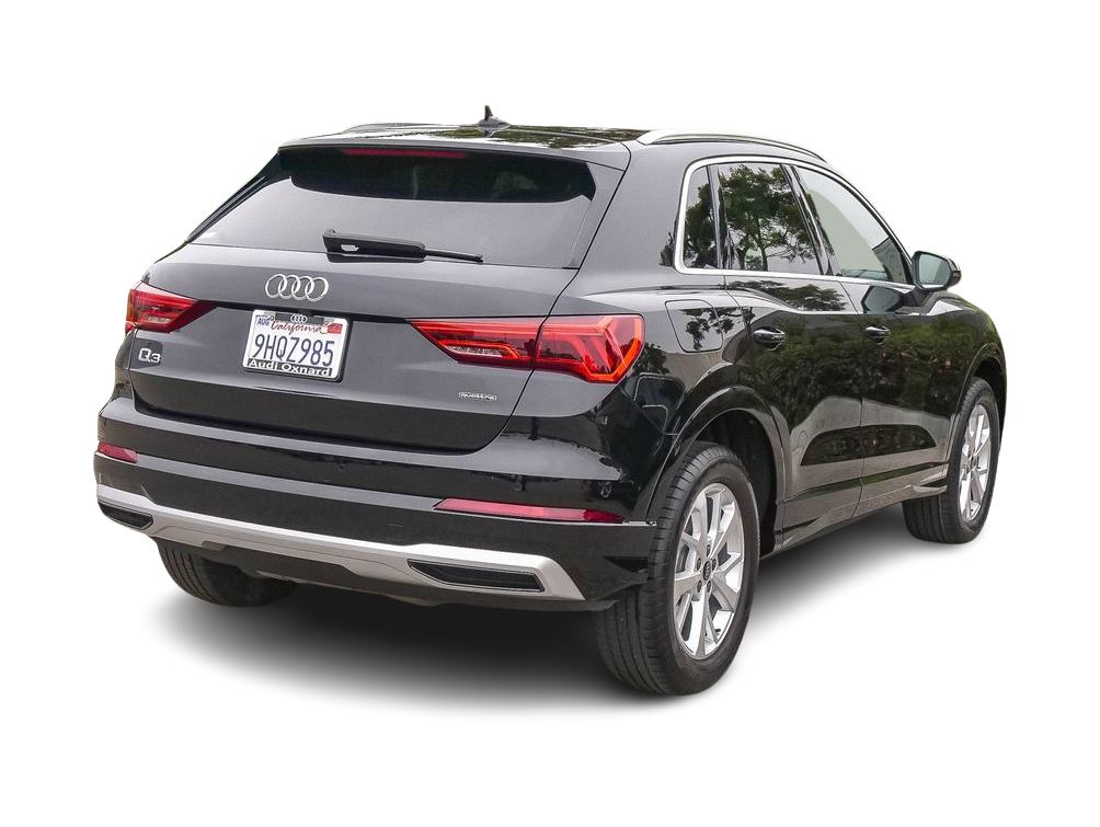Thumbnail: 2023 Audi Q3 - 21