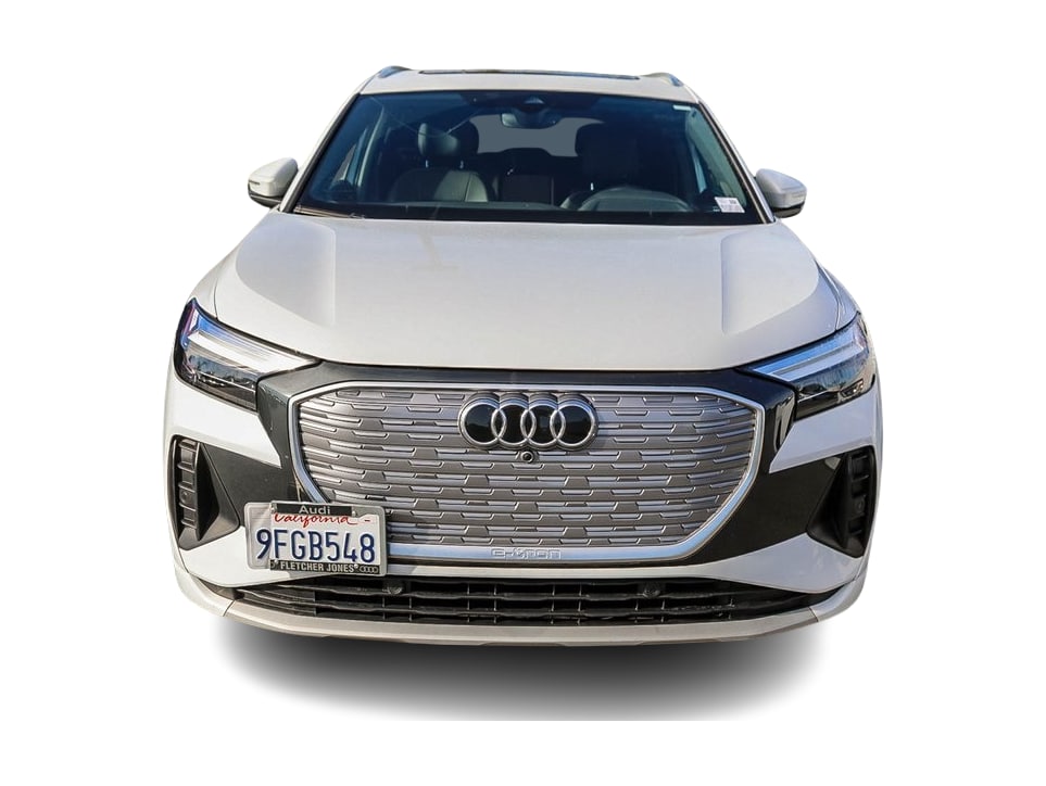 Thumbnail: 2023 Audi Q4 e-tron - 4