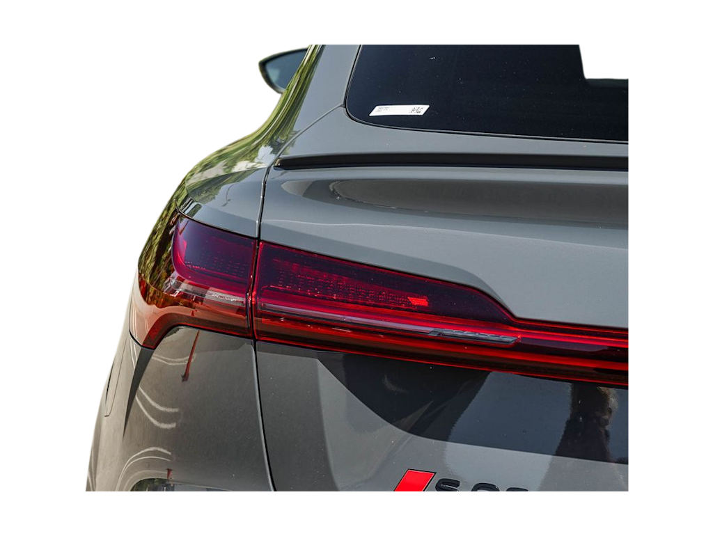 Thumbnail: 2024 Audi SQ8 e-tron - 18