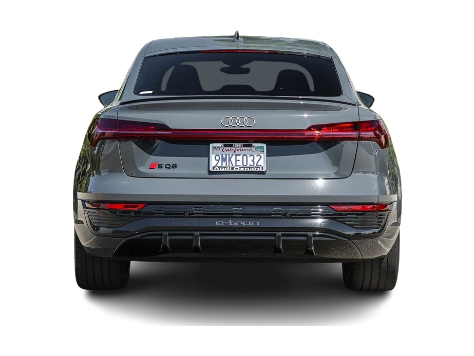 Thumbnail: 2024 Audi SQ8 e-tron - 4