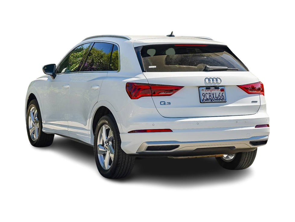 Thumbnail: 2022 Audi Q3 - 3
