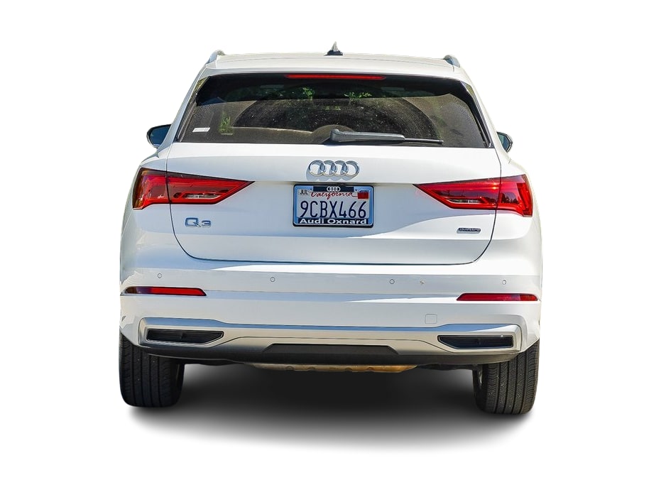 Thumbnail: 2022 Audi Q3 - 4