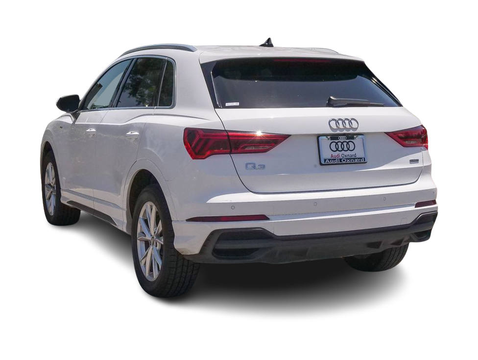 Thumbnail: 2023 Audi Q3 - 3