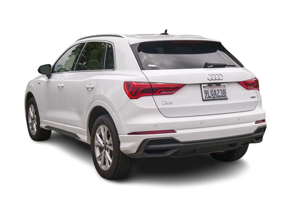 Thumbnail: 2024 Audi Q3 - 2