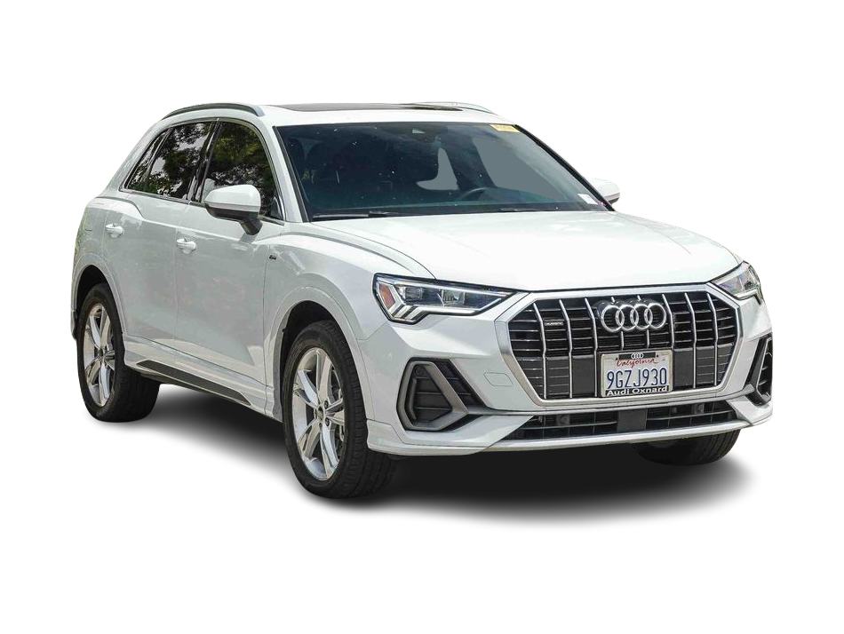 Thumbnail: 2023 Audi Q3 - 12