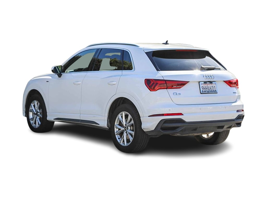 Thumbnail: 2023 Audi Q3 - 3