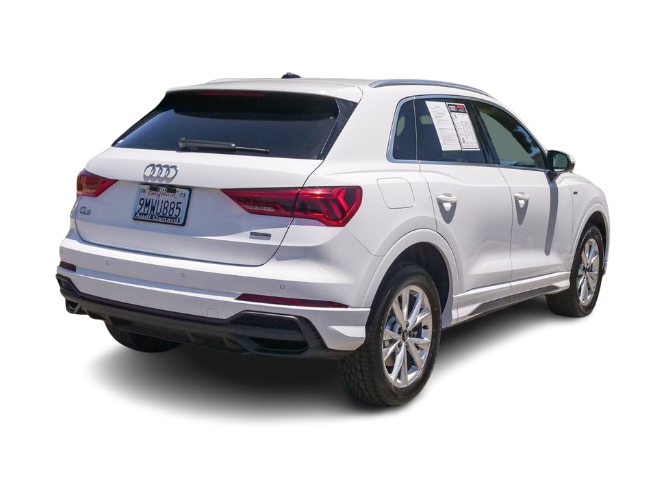 Thumbnail: 2024 Audi Q3 - 21