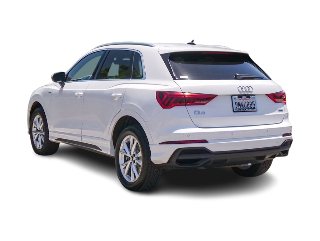 Thumbnail: 2024 Audi Q3 - 3