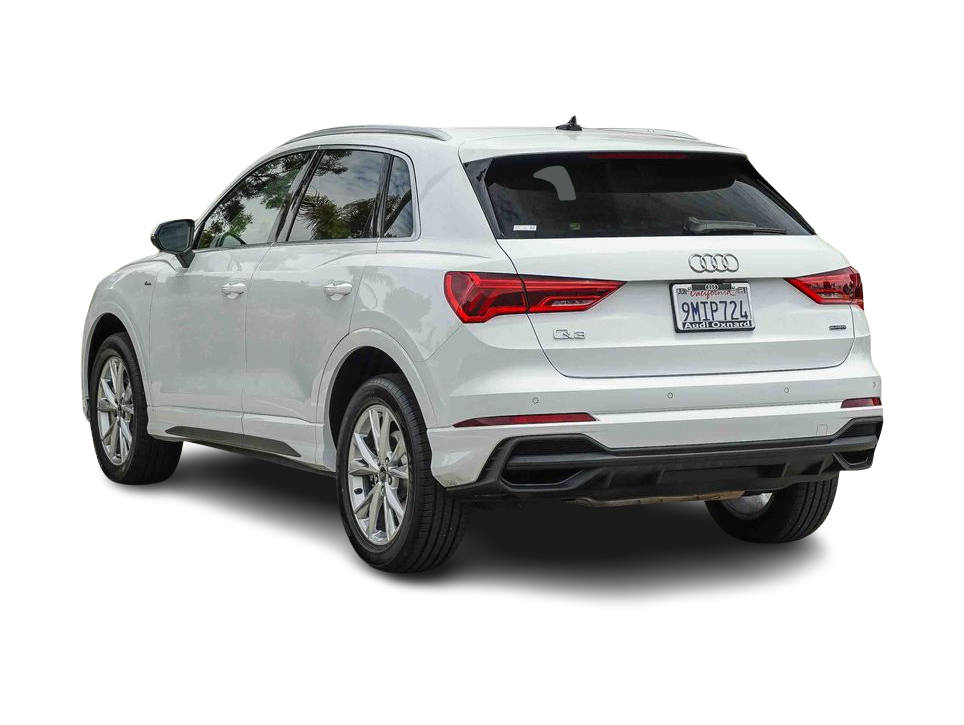 Thumbnail: 2024 Audi Q3 - 3