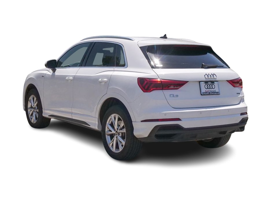 Thumbnail: 2024 Audi Q3 - 2