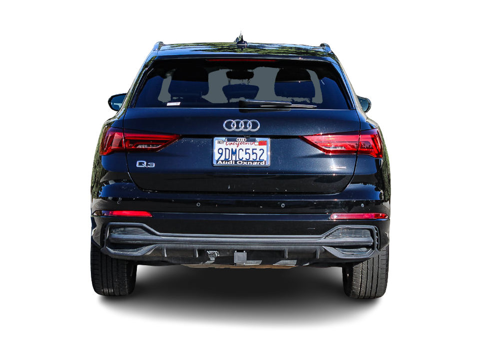 Thumbnail: 2023 Audi Q3 - 4
