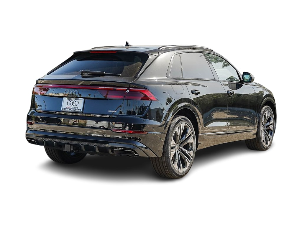 Thumbnail: 2026 Audi Q8 - 16