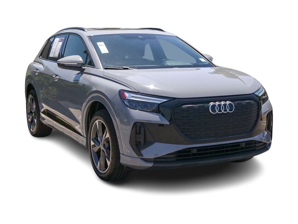 Thumbnail: 2023 Audi Q4 e-tron - 14