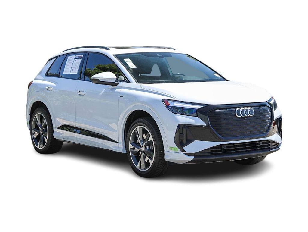 Thumbnail: 2023 Audi Q4 e-tron - 17