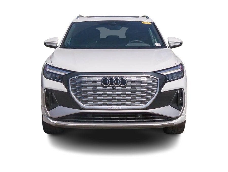 Thumbnail: 2023 Audi Q4 e-tron - 4