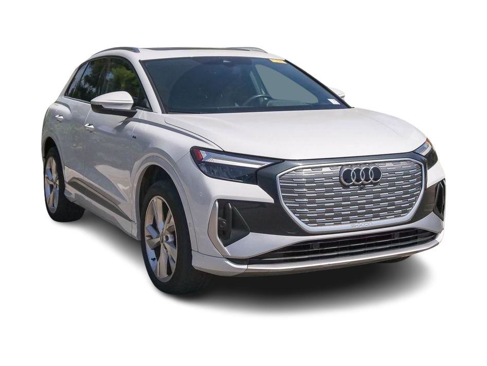 Thumbnail: 2023 Audi Q4 e-tron - 9